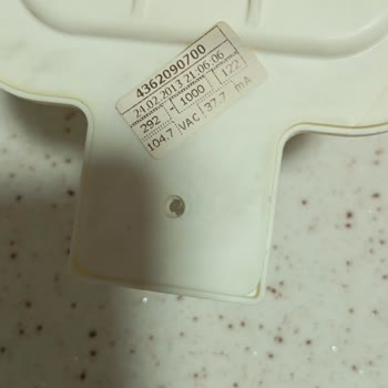 3 Yıllık Arçelik Dolaptan 2013 Tarihli Malzeme