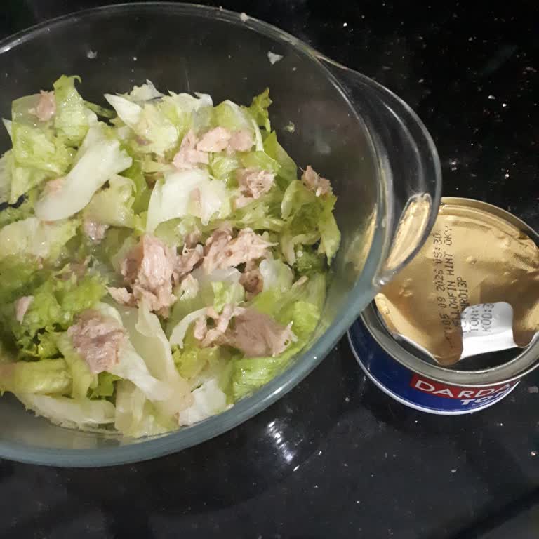 Geçenlerde Aldığım Dardanel Ton Balığı Çok Sertti Saman Gibiydi