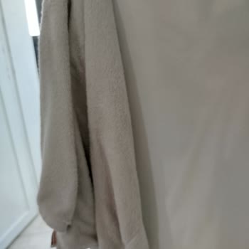 Özdilek Bornoz İlk Yıkamada Renk Attı
