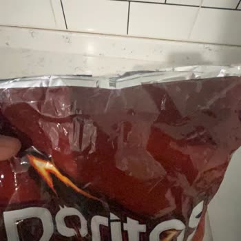 BİM Hijyen Ve Güvenlik Sorunu: Açılmış Ve Bantlanmış Ürün