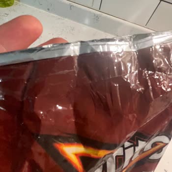 BİM Hijyen Ve Güvenlik Sorunu: Açılmış Ve Bantlanmış Ürün