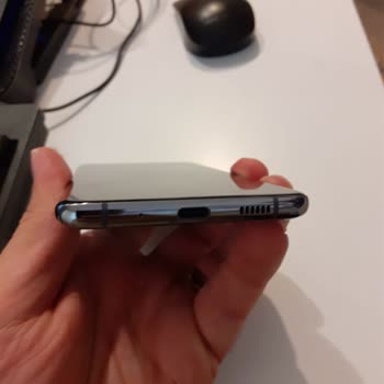 Samsung Telefon Ekran Problemi Ve Güven Kaybı