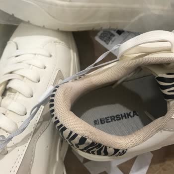 Bershka Ürün Kusurlu Gelmiş