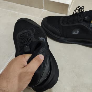 Greyder Ayakkabılarım Tabanından Ayrıldı. 1 Yıl Bile Dolmadan