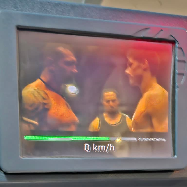 YHT (Yüksek Hızlı Tren) Hızlı Trende Şiddet İçerikli Film