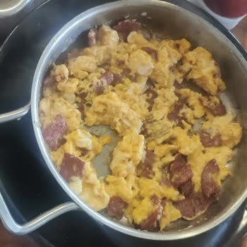 Köfteci Yusuf Pahalı Az Porsiyon Yiyecekler