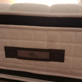 Oğuz Ev Concept Alsemo Yatak Taş Gibi