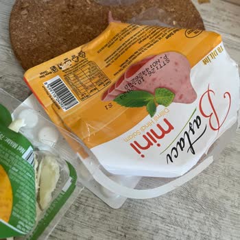 A101 Salamın İçinden Çıkana Bakın