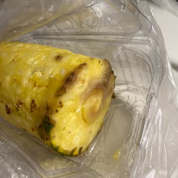 Migros Hemen'den Gelen Çürük Ananas