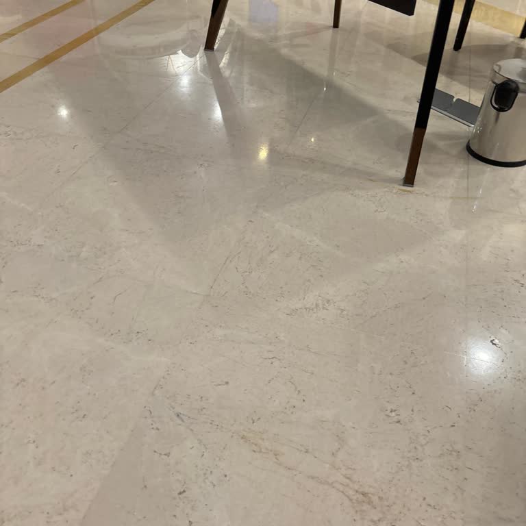 Granada Luxury Hotels Otel Çalışanları Çok İlgisiz