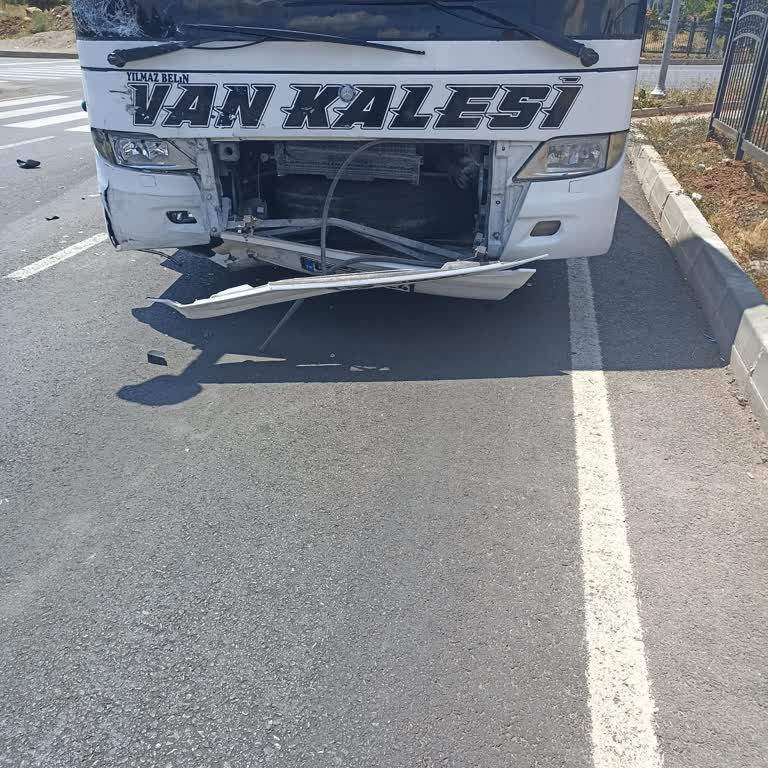 Van Kalesi Turizm Canımız Riske Girdi