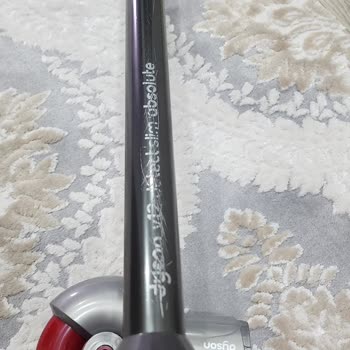 Dyson Süpürge Aparatında Kırılma Ve Çizik Sorunu