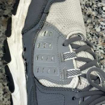Skechers Ayakkabı Sorunu Ve Çözülmüyor
