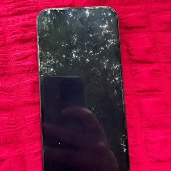 İPhone iPhone Ürünün Arkasında Durmuyor