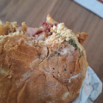 Darıca Popeyes Küflü Ekmek Ve Bayat Yiyecekler