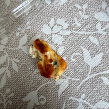 Tarım Kredi Kooperatif Market Tarım Kredi Hellim Peynir İçi Plastik Parça