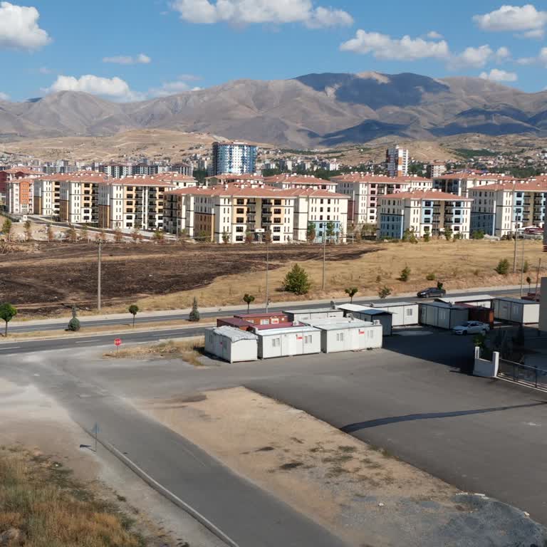 Malatya Büyükleri Uyanın TOKİ'ler Boşta Bekliyor