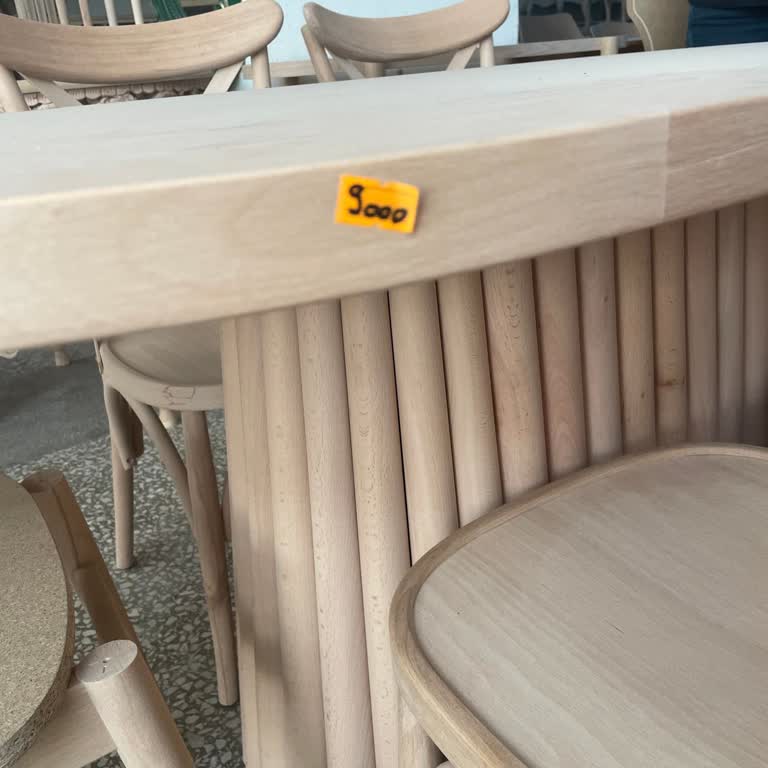 Özünler Mobilya Aksesuar Etiket Üstündeki Ücretten Satmıyorlar!