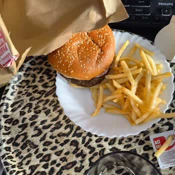 Burger King Sipariş Saçmalığı Ve Sipariş Süresi