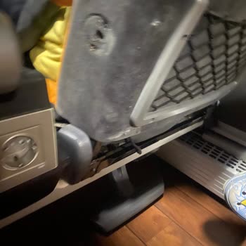 Ali Osman Ulusoy Eski Ve Pis Araçla Seyahat Ettirdi