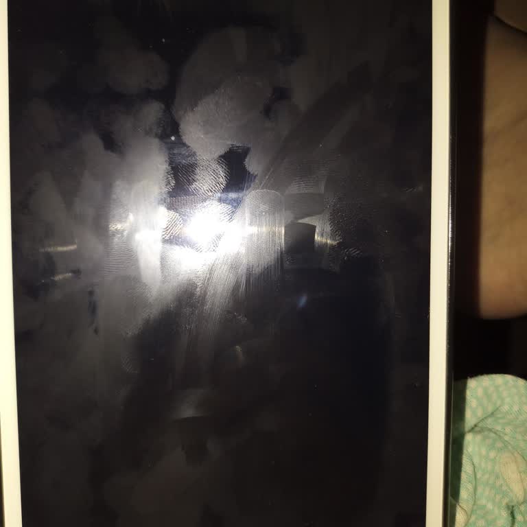 Samsung Telefon Samsung Klavyem Çalışmıyor. Aktif Etmeye Çalıştığımda Ekran Kararıyor