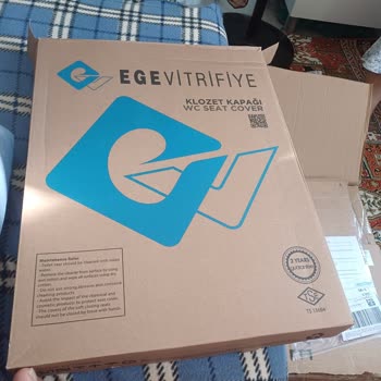 Ege Vitrifiye Kırık Ürün Klozet Kapağı