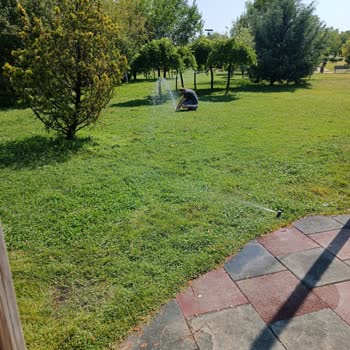 ABB - Ankara Büyükşehir Belediyesi Parkta Piknik Yaparken Çim Sulamalar Çalıştı Ve Her Şey Harap Oldu