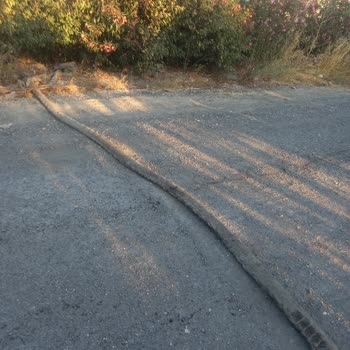 Karayolları Genel Müdürlüğü Yola Serilen Gemi Halatları Zarar Veriyor