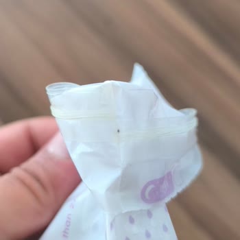 Mochi Süt Saklama Poşeti Kilitlenmiyor!