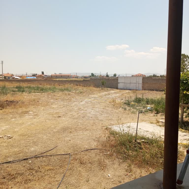 Altınekin Belediyesi İvedi Bir Şekilde Çöp Bidonu Talebinde Bulunuyorum