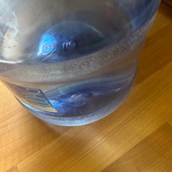 Erikli Suyunda Toz Ve Pislik