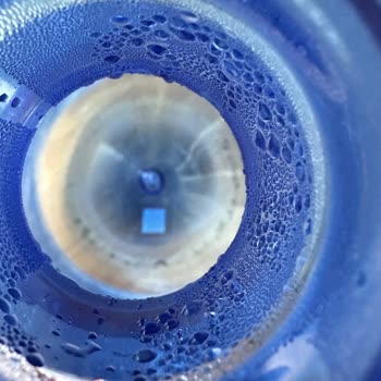 Erikli Suyunda Toz Ve Pislik