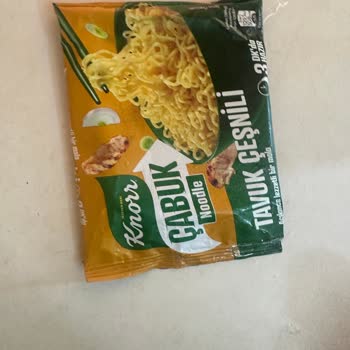 Knorr Çabuk Noodle İçerisinde Boş Ve Açılmış Sos Poşeti Var!