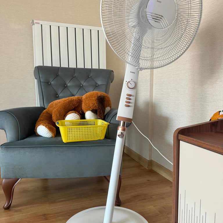 Raks Sf18 Vantilatör Ayağı Arızalı Yan Yatıyor.