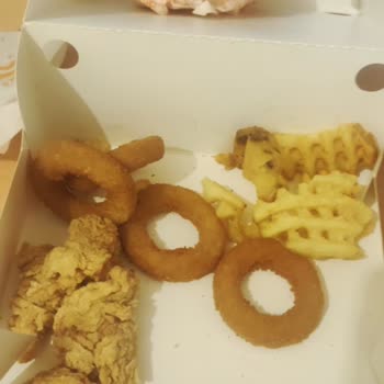 Popeyes Görselle Alakasız Ürün