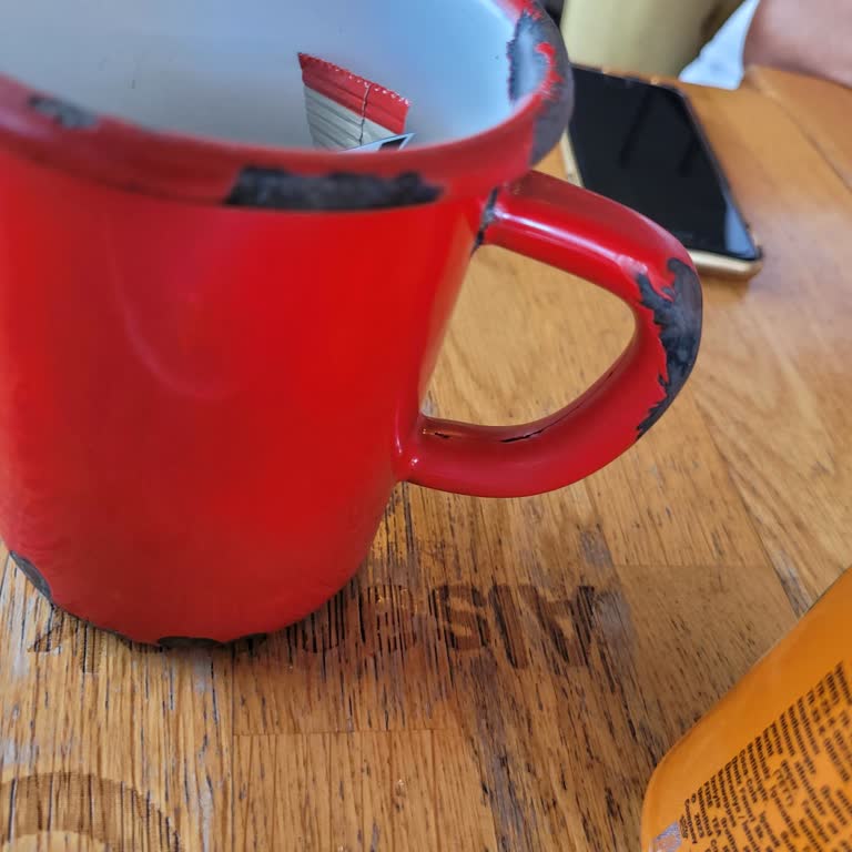 Akçay Alsancak Unlu Mamuller Pislik İçinde