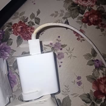 Oppo Şarj Kablosu Yok Piyasada