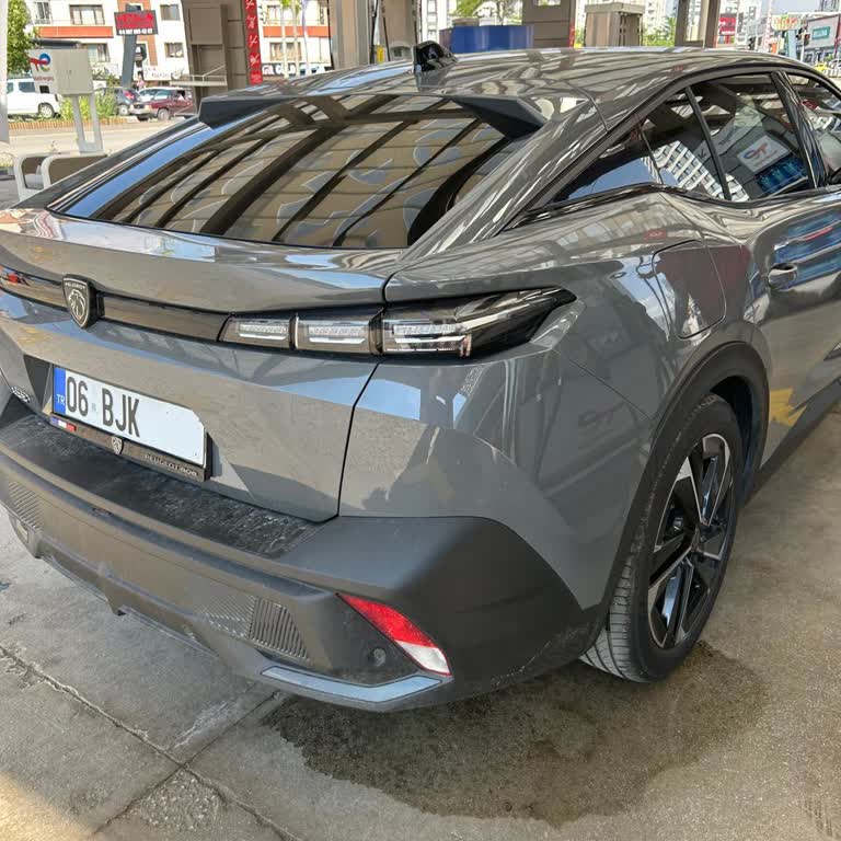 Totalenergies İstasyonları, Bozuk Pompalarından Yere Dökülen Yakıtı Müşteriye Ödetiyor!