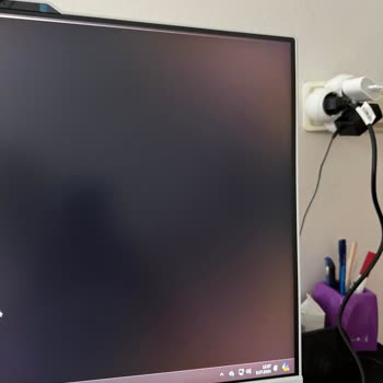 Pazarama Sepetist Ten Alınan Ürünü. Garanti Süresi Yanlış Ve Eksik.