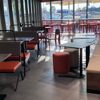 İzmir-İstanbul Yolu Popeyes Şubesi'nde Hayal Kırıklığı