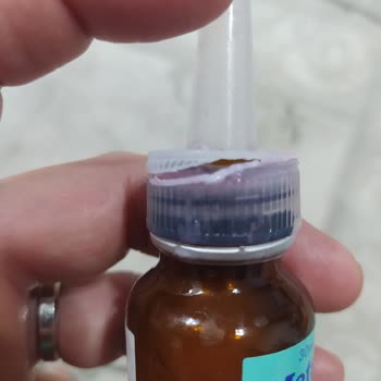 Bilim İlaç İlaç Şişesinin Kapağının Sürekli Kırılması