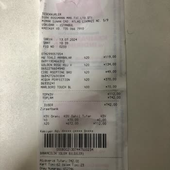 Rossmann Üsküdar Şubesi Çok İlgisiz Ve Kusurlu Ürünü İade Almıyor