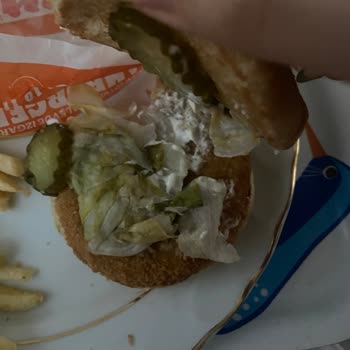Getir Burger King Bozuk Hamburger Geldi