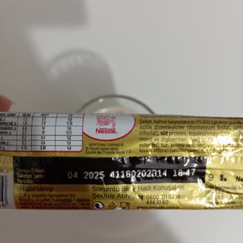 Nescafe Sütlü Köpüklü Kahveden Atık Parça Çıktı