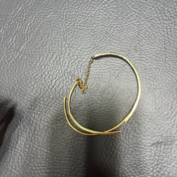 Atasay'dan Aldığım Bileklik Sürekli Taş Döküyor Ve Kalitesiz Çıktı