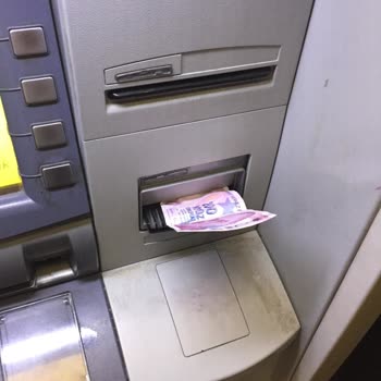VakıfBank ATM Paramı Alıkoydu 20 Gün Bekleyeceksiniz Diyor