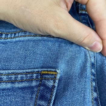 Levis Markası Ürününün Arkasında Durmuyor.