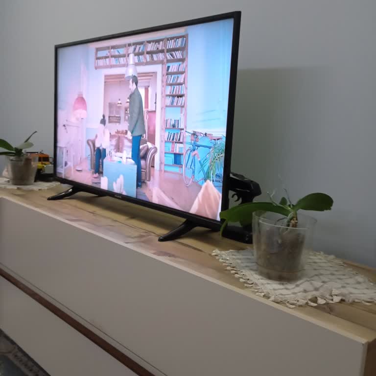 Puhu TV Sürekli Donuyor Ve Geri Atıyor