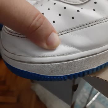 Nike Kusurlu Ürünü İçin Kullanıcı Hatası Diye Başından Savıyor