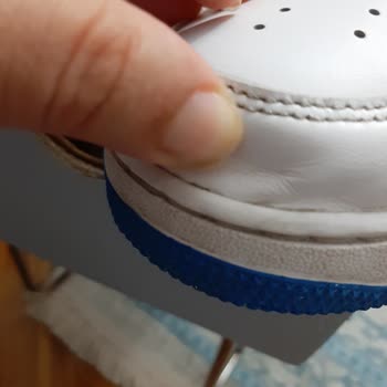 Nike Kusurlu Ürünü İçin Kullanıcı Hatası Diye Başından Savıyor